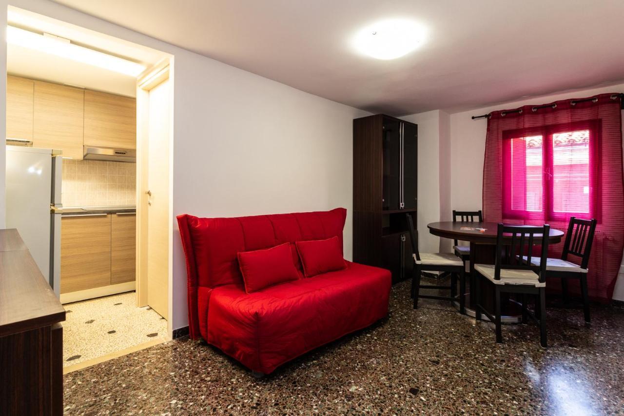 Veneziacentopercento Ole Apartment Екстер'єр фото